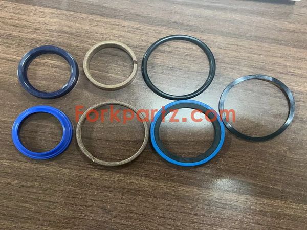 FPL0229 Front and Rear Tilt Cylinder Seal 1134469700